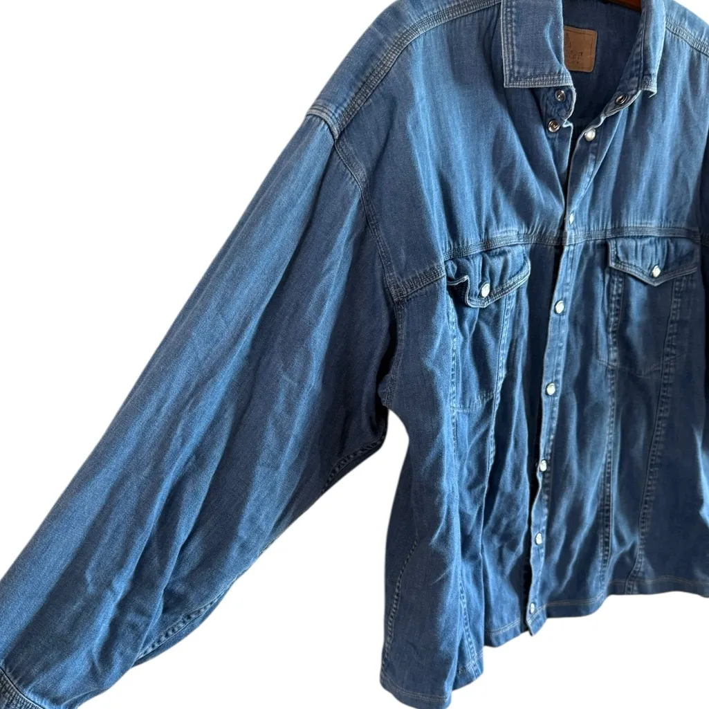 Vtg Liz Wear Women’s Sz 12 (Large) Denim Button Down Shirt Pearl Snap Blue - Image 5