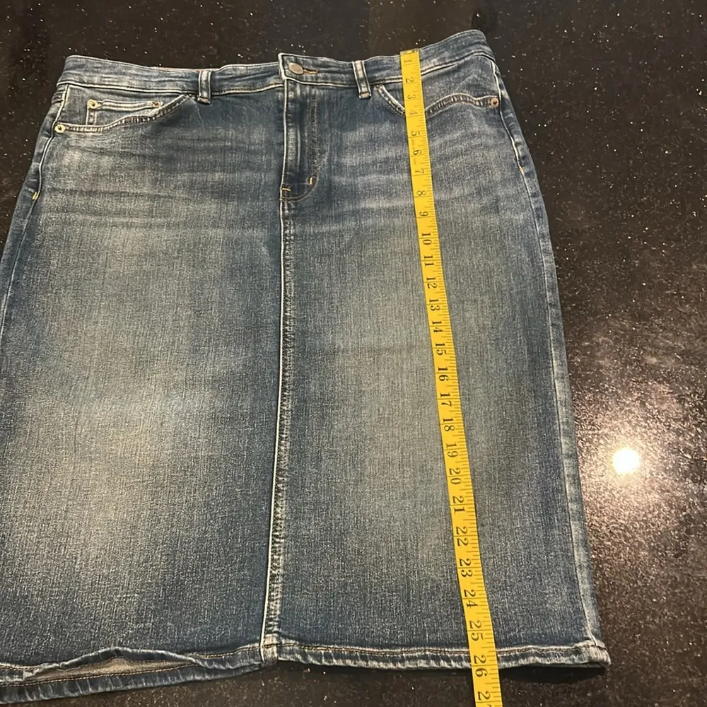 Lauren Ralph Lauren Black Label Indigo Wash Stretch Denim Mid Rise Pencil Skirt - Image 7