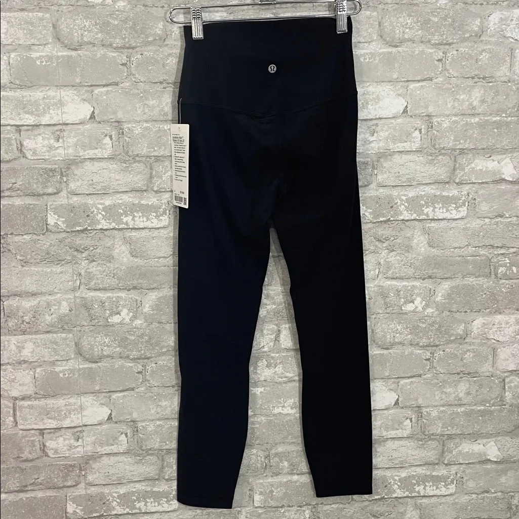 Lululemon Align Ribbed High-Rise Pant 25"
Black - Image 5
