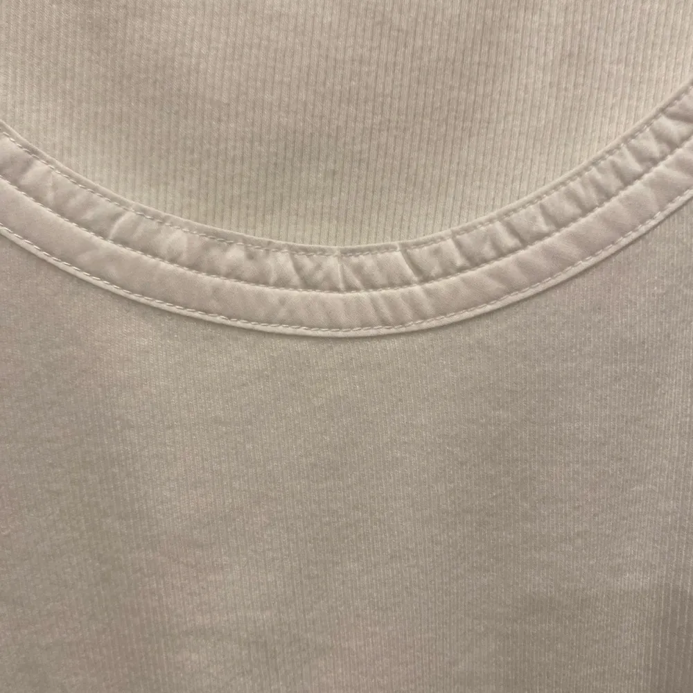 Loft White Bubble Puffed Sleeve Round Neck Tee/Top Size M  NWOT - Image 6