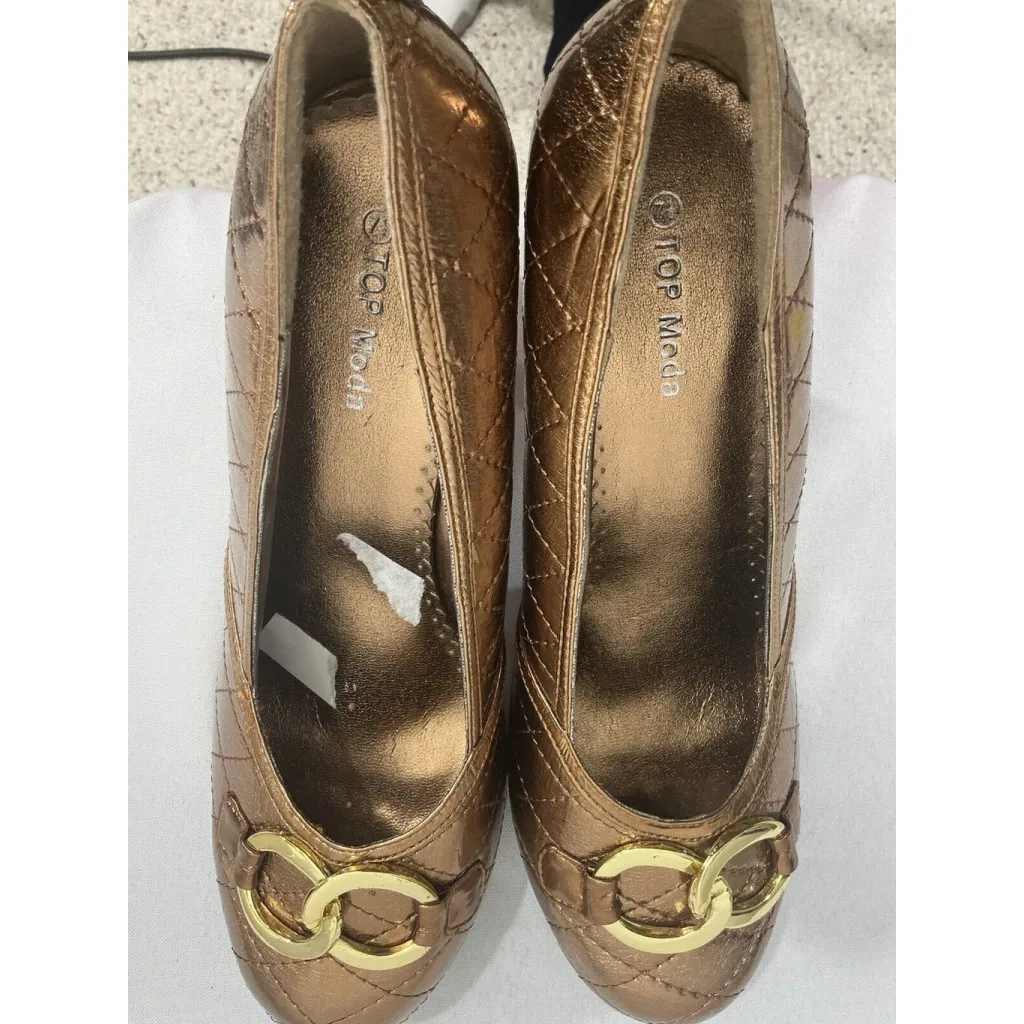 Womans Top Moda Size 7.5 Bronze Slip On Heel Pumps Jewel Accent NWOT - Image 6