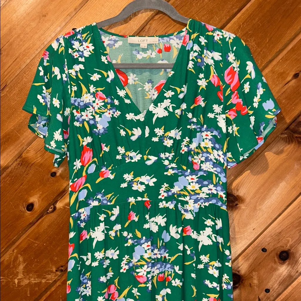 LOFT bright green floral midi dress - Image 7