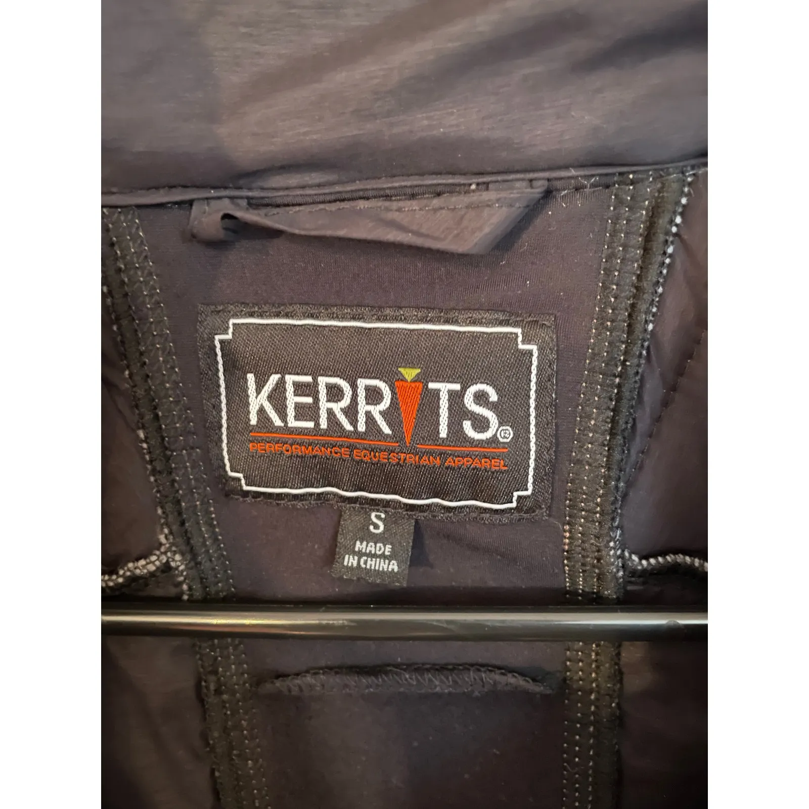 Kerrits Women’s Small Hooded Quilted Equestrian Riding Jacket Taupe Grey - Image 2