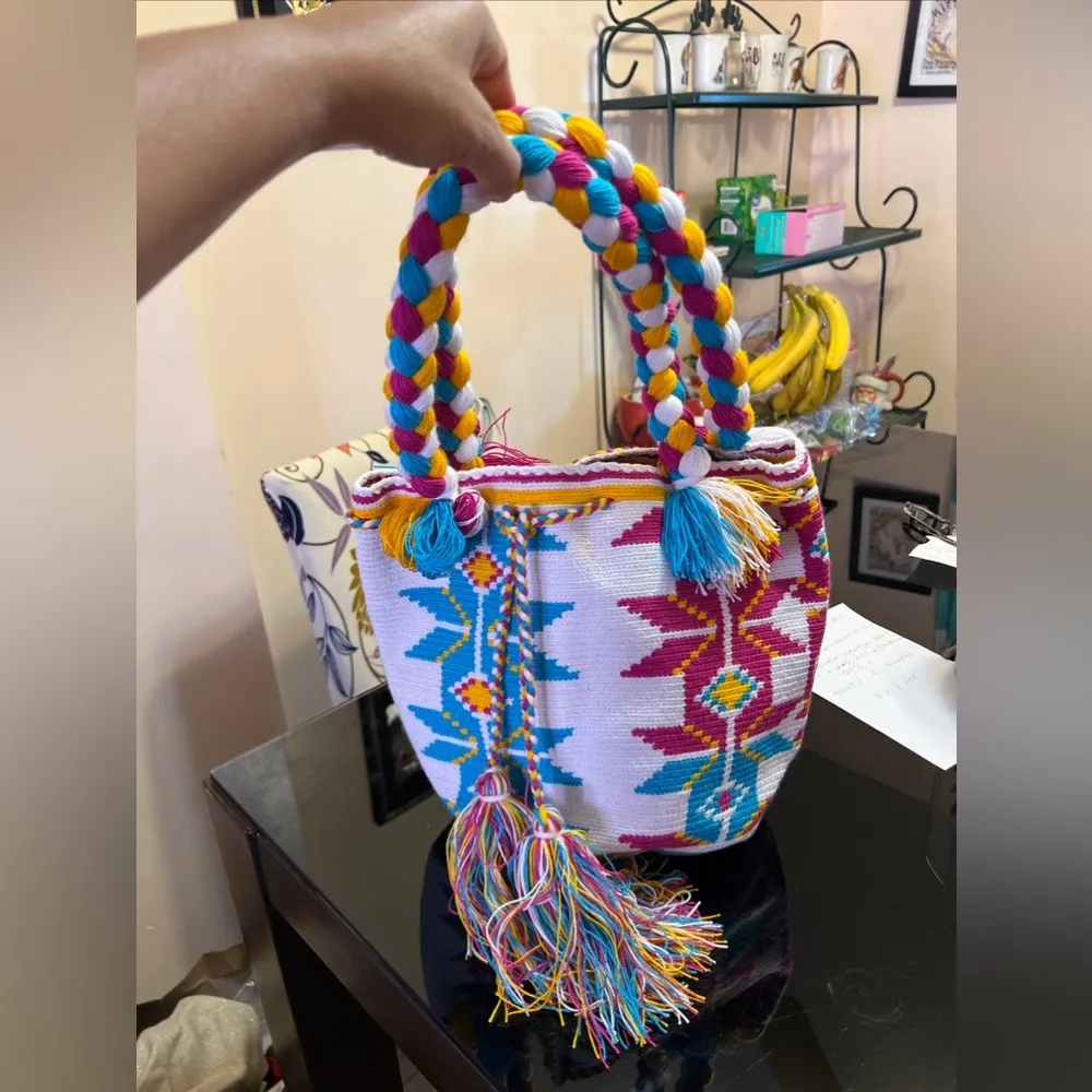 Indigenous Colombian Wayuu Mochila Bag 4 colors bohemian boho artesanal knitting Pink - Image 3