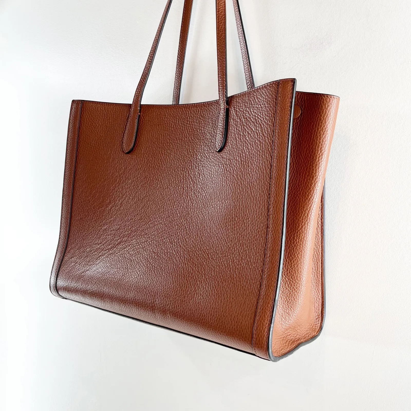 Banana Republic Large Leather Rectangle Structured Tote Bag Brown - Image 8