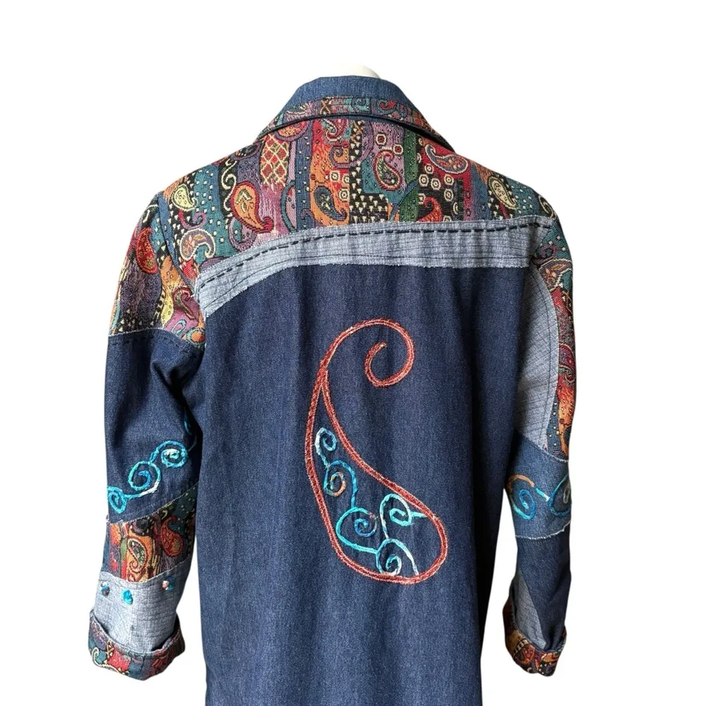 Vtg Parsley & Sage Patchwork Embroidered Brocade Tapestry Long Denim Jacket, XL Blue - Image 8