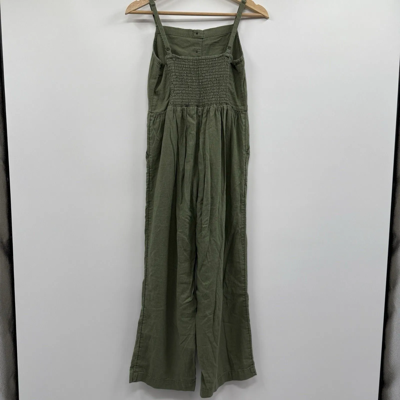 Old Navy Womens Linen Blend Jumpsuit S Adjustable Straps Smocked Green Wide Leg - Image 5