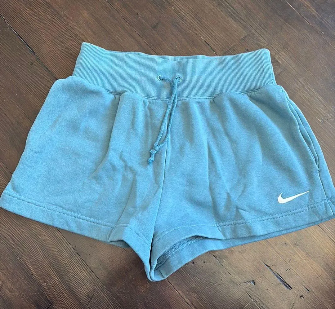Blue Sweat Shorts - Image 2