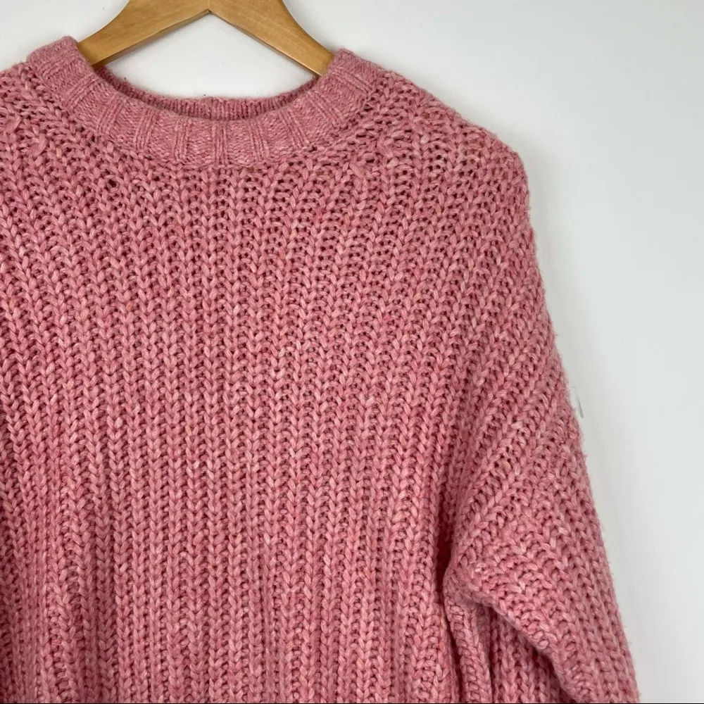 American Eagle Pink Chunky Knit Crop Sweater - Image 3