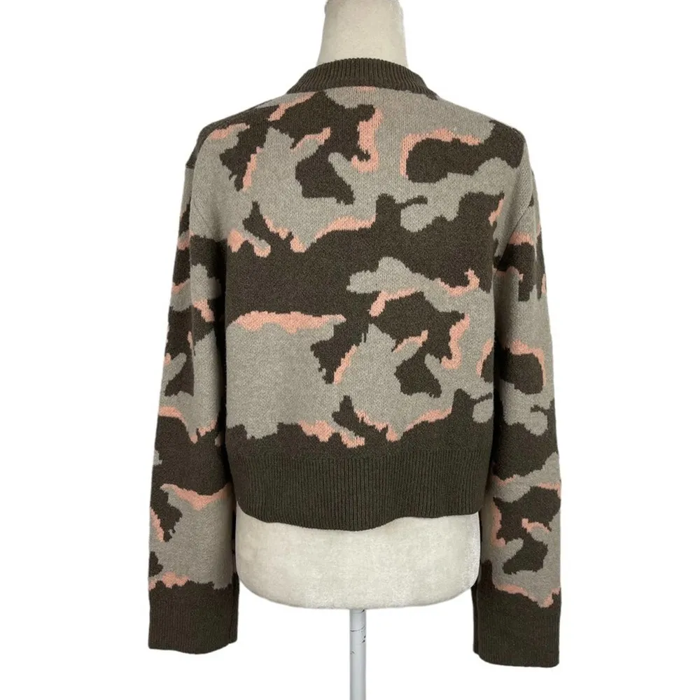 French Connection Kylah Camouflage Print Cropped Jumper Sweater Khaki/Multi M - Image 9