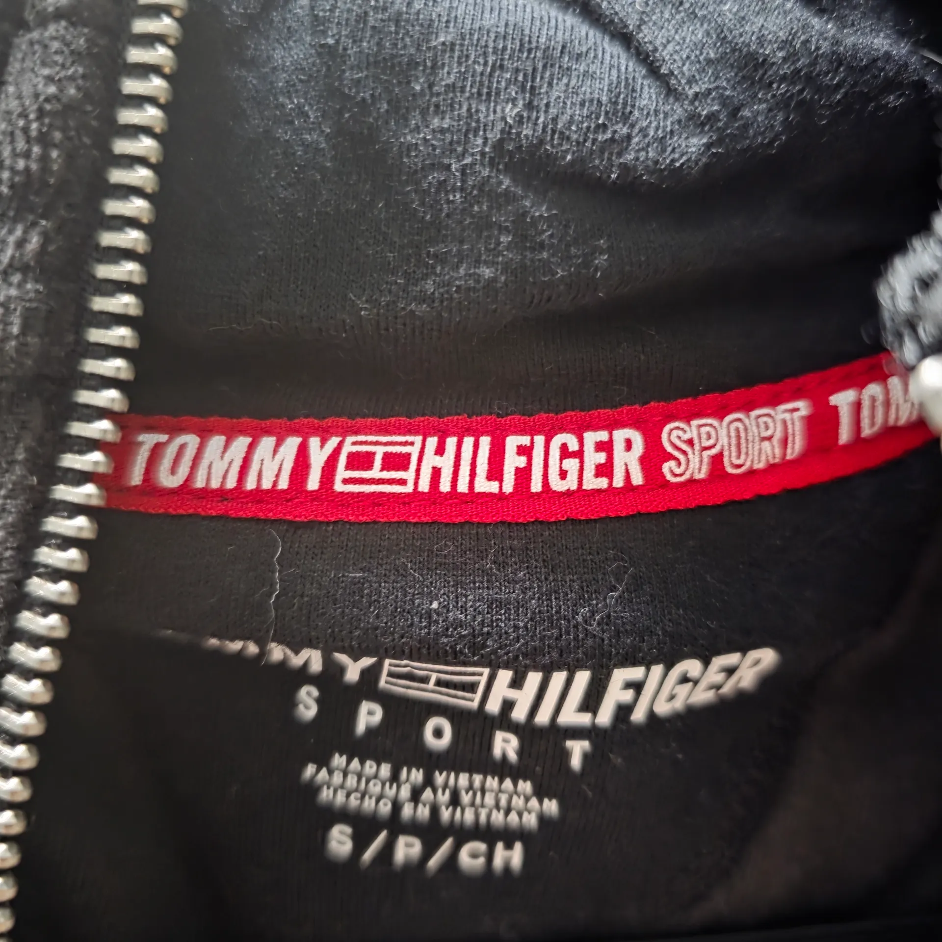 Tommy Hilfiger Black and Gray Zip Up Sweater - Image 3