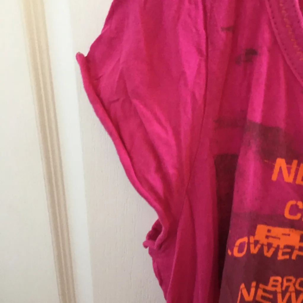 FINAL MARKDOWN Ladies dkny jeans tee large - Image 2