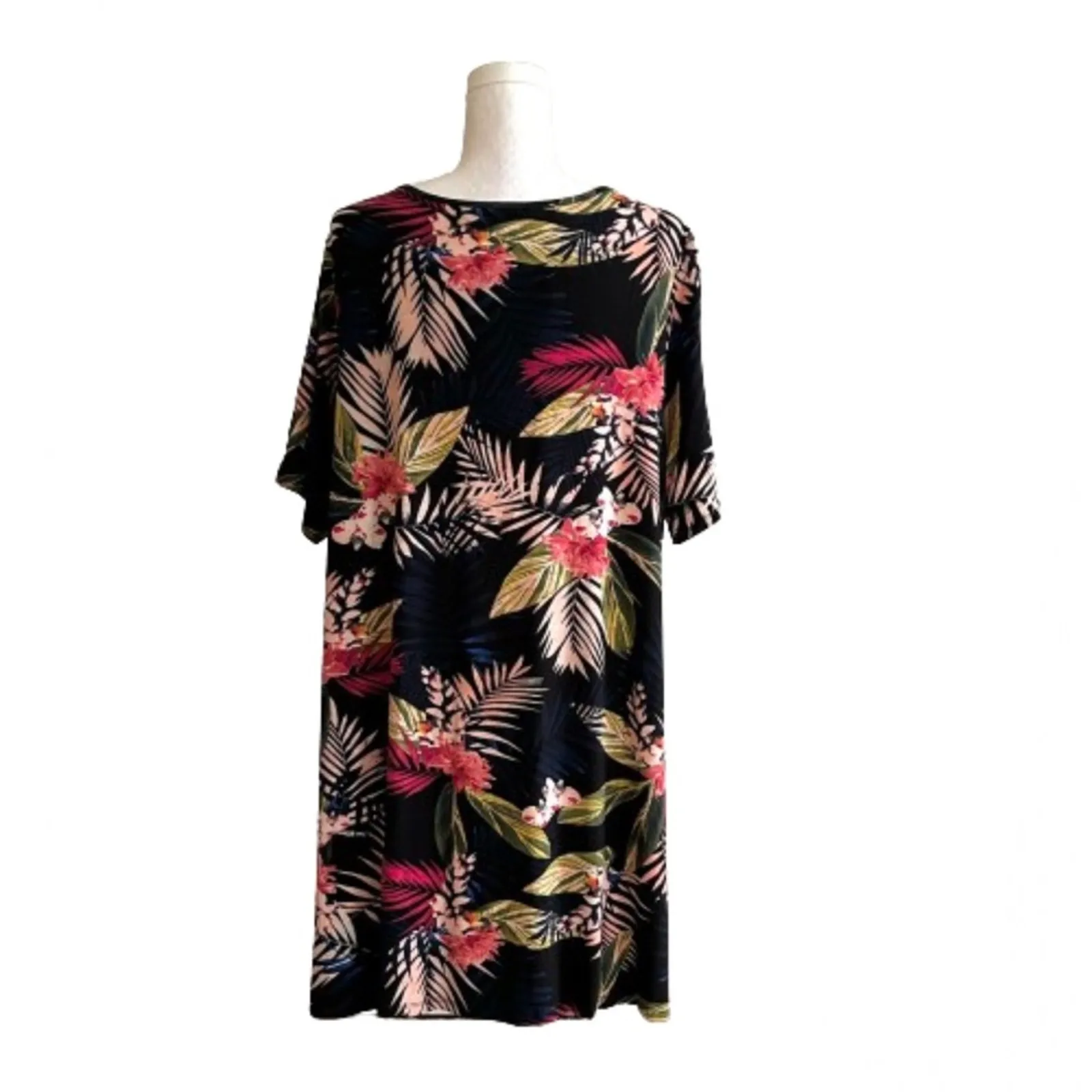 Avenue Top Black Liv Tropical Print Pleat Short Sleeve Tunic Plus Size 20 NEW - Image 6