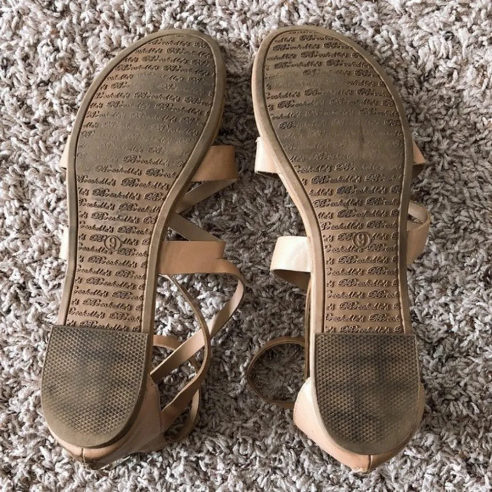 Breckelle's Sandals Shine Gladiator Cream Brown Criss-Cross Shoe Size 9 - Image 10