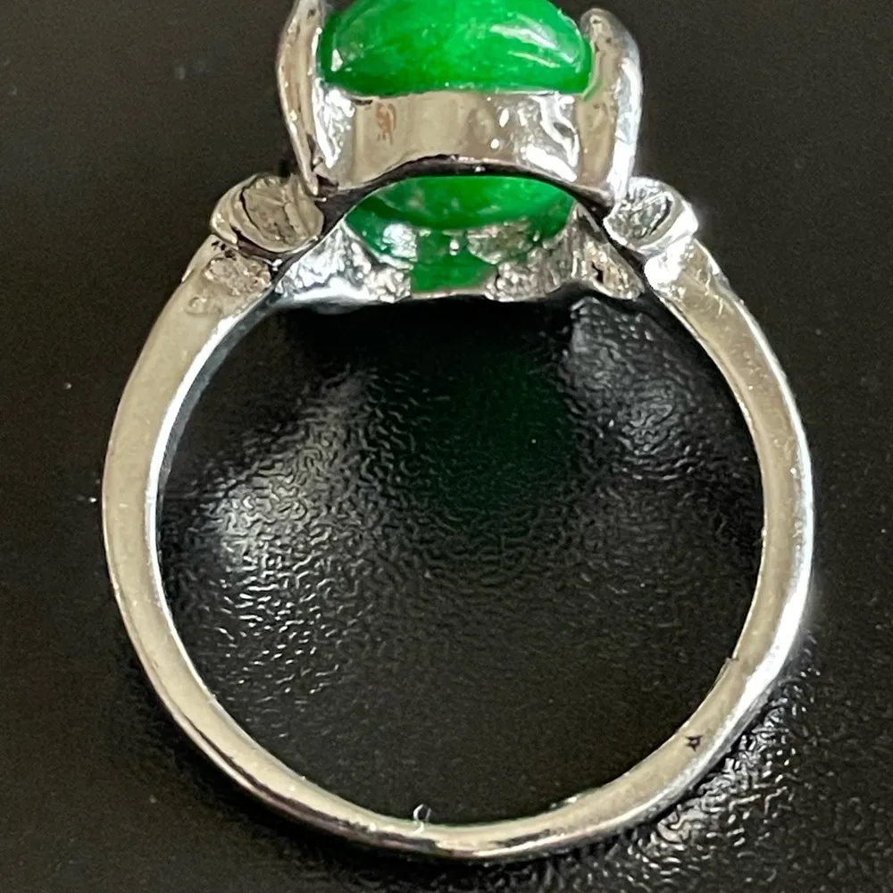 Green jade ring size 8 - Image 4