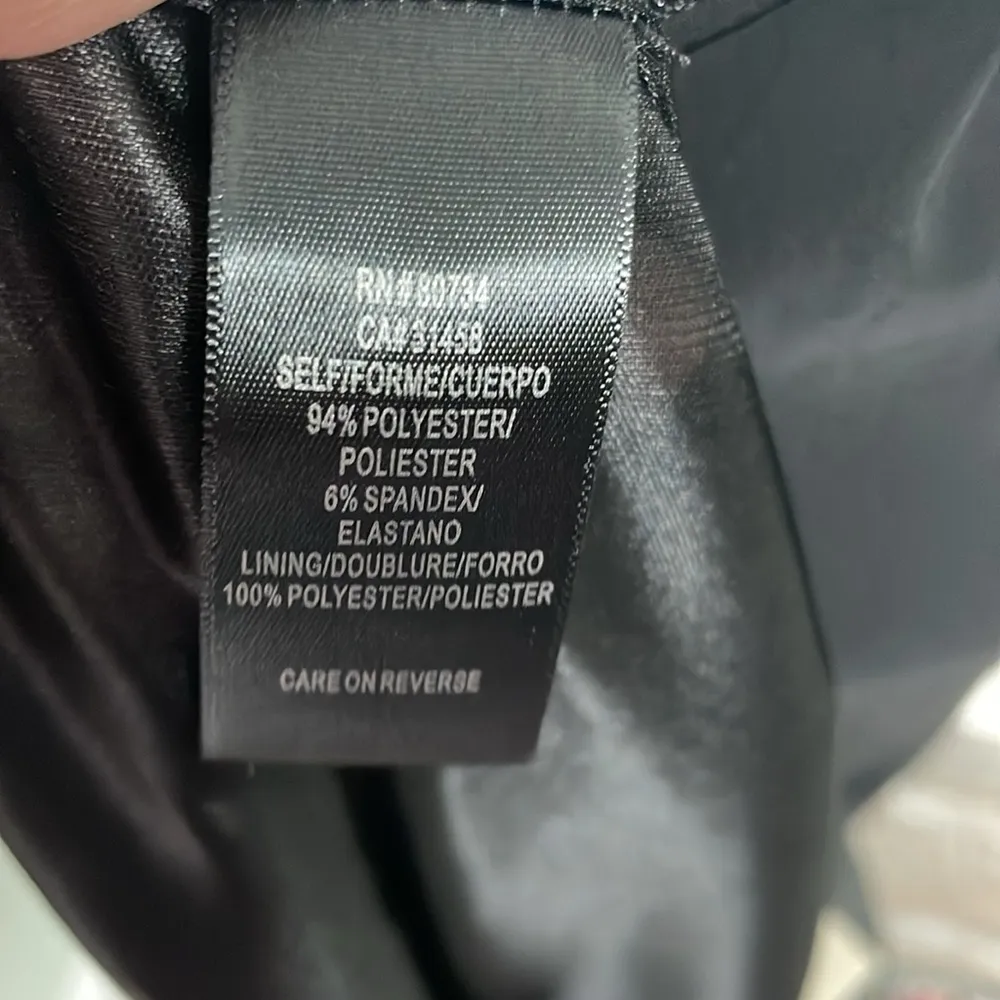 BCBG Beautiful Flowing Sweetheart Halter Long Black Gown 4 - Image 6