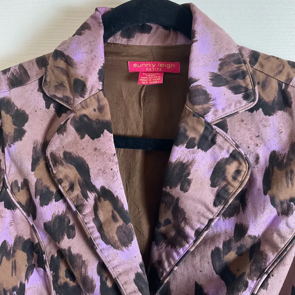 Sunny Leigh Leopard Print Short Sleeve Jacket Size 4P - Image 3