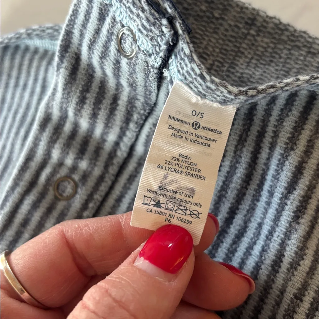 Lululemon Athletics Blue Stripe Button Adjustable Scarf Wrap - Image 2