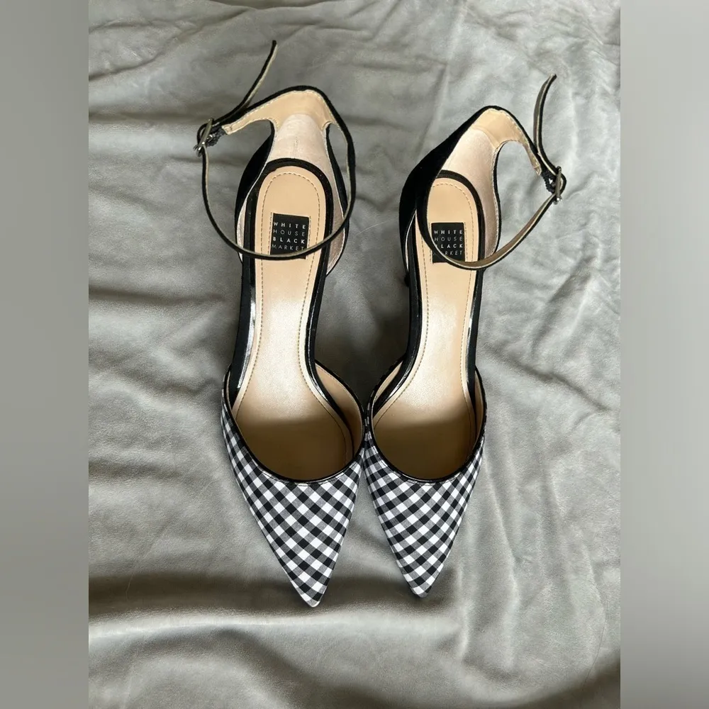 White House Black Market pointed toe buckle black/white velvet sz 8M kitten heel - Image 5