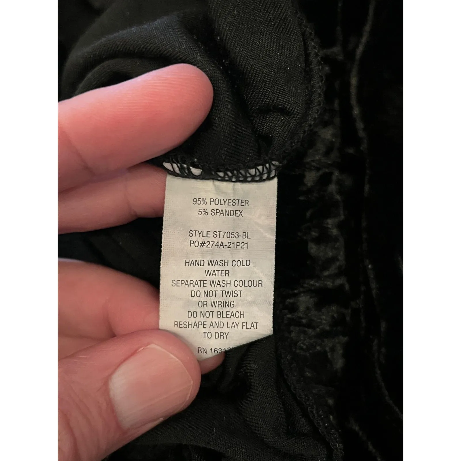 Haley & June Shorts Womens XL Black Crushed Velvet Lounge Dolphin Hem Stretch - Image 4