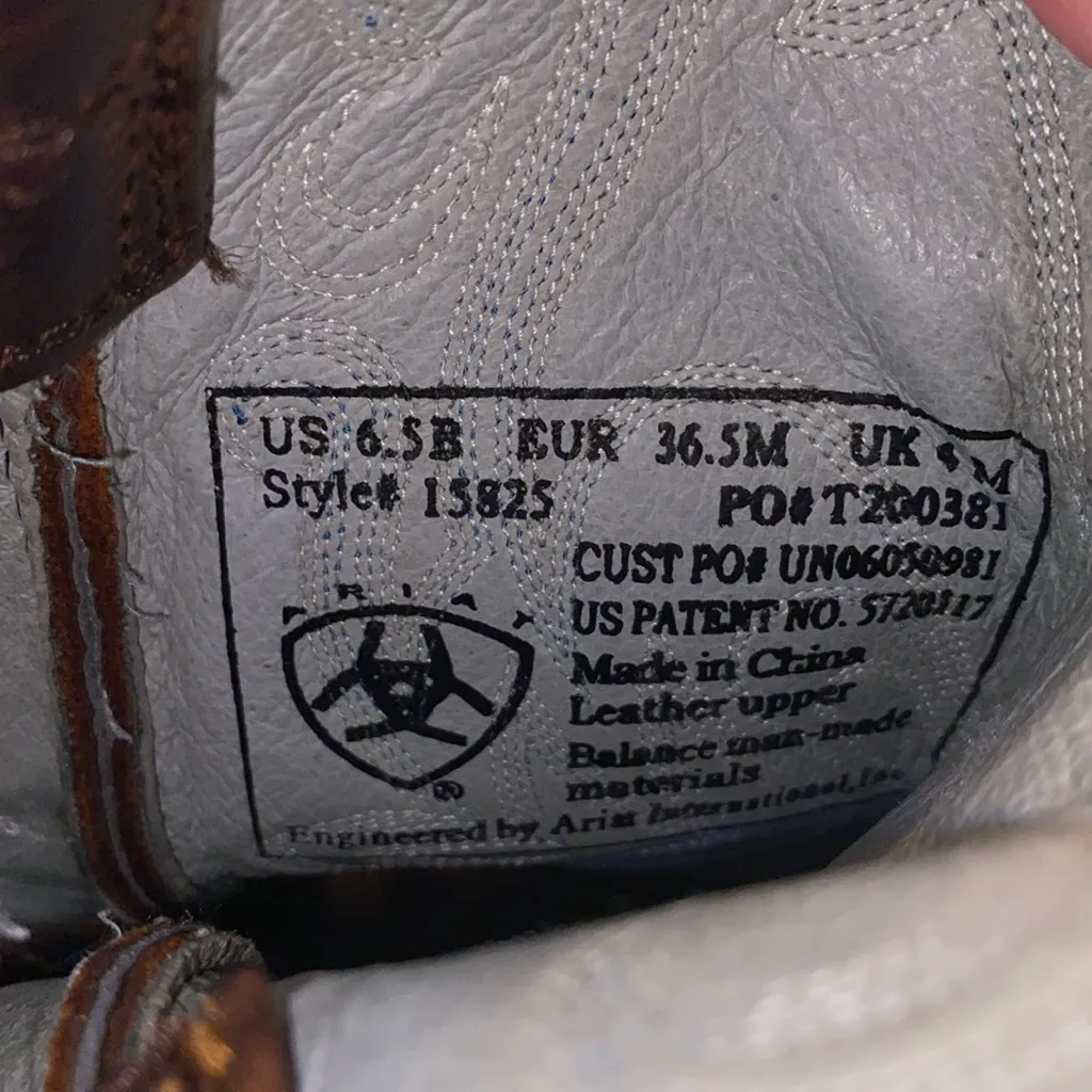 Ariat Women’s Legend Western Boot Size 6 1/2 - Image 4