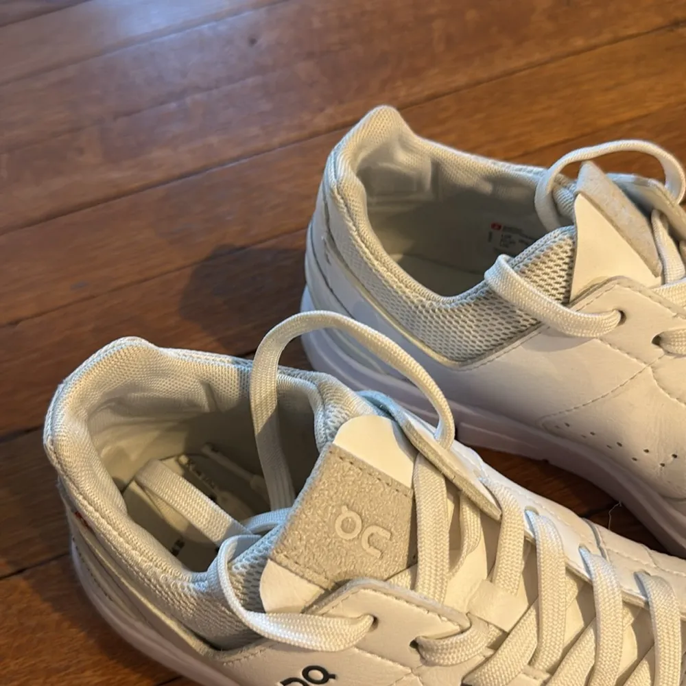 On Running Women's Athletic Shoes - Image 4