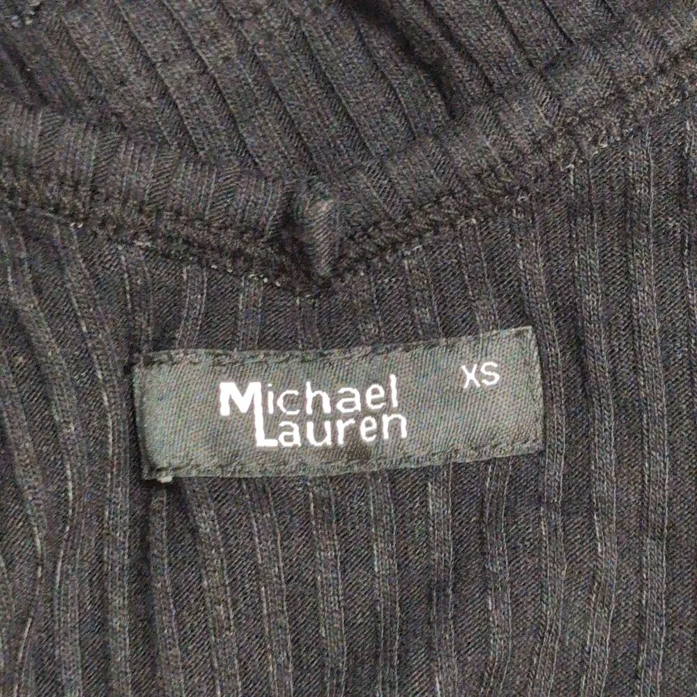 NWT Michael Lauren Black Claremont V Neck Crop Top Ribbed Sleeveless XS - Image 6