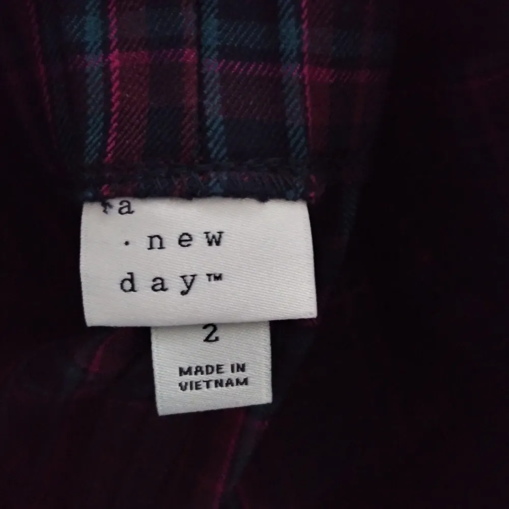 A New Day Navy Plaid High Rise Relaxed Fit Tapered Ankle Trousers Size 2 - Image 9