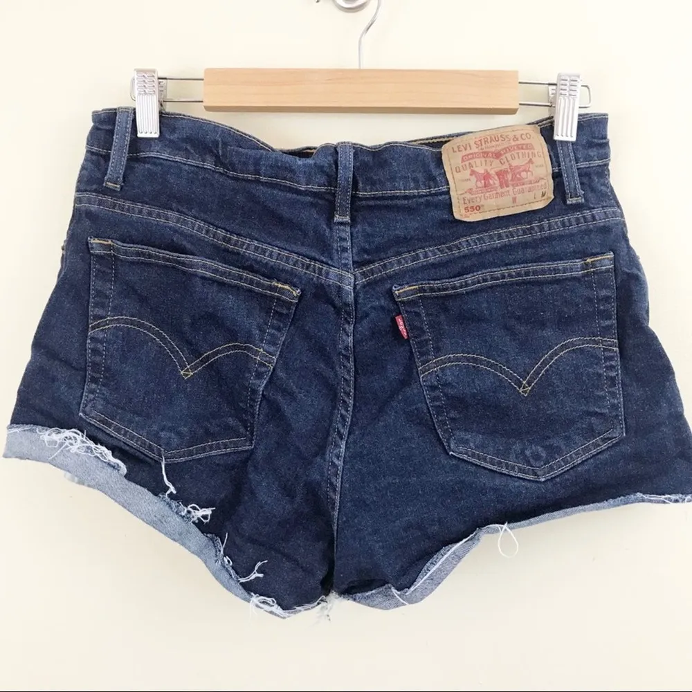 Vintage Y2K Levis 550 High Waist cheeky dark wash Cutoffs Jean shorts 12 30 - Image 3