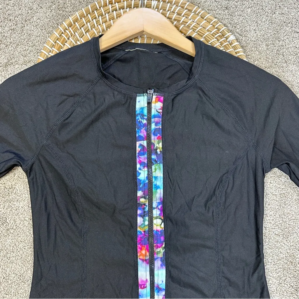 Athleta Women’s Floral Fade Ful Zip Rashguard Top Outdoor Beach in Black Size S - Image 6