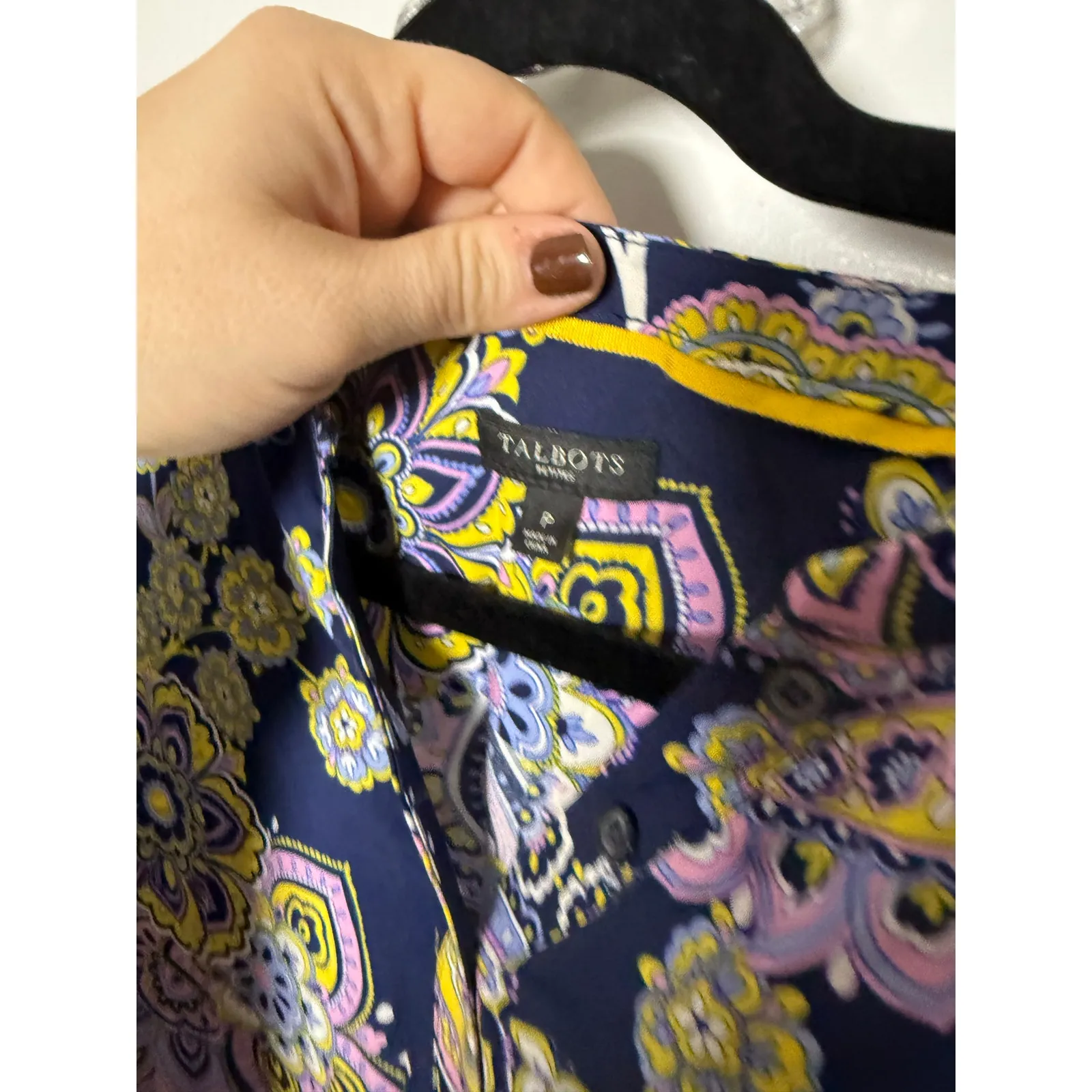 Talbots Navy Blue Purple Paisley Floral Popover Flowy Top Blouse Women's SP - Image 4