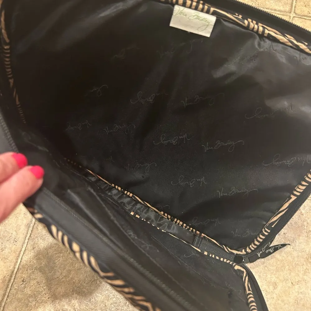 Vera Bradley Animal Print Laptop / Chrome Book Carrier - Image 2