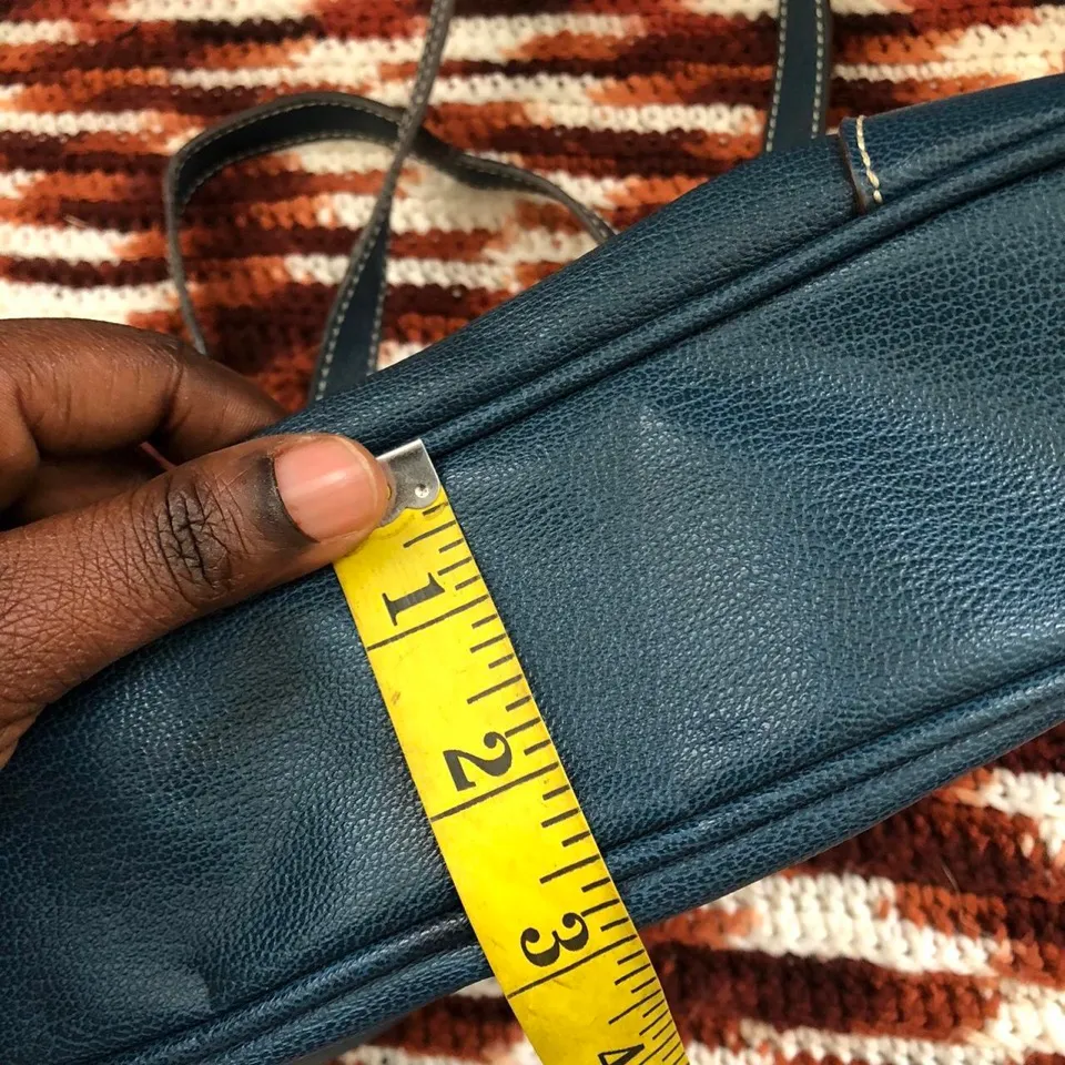 90s Vintage Y2K 2000s Navy Blue rectangular leather shoulder hand bag purse office siren corporate core #gothic #whimsygoth - Image 5