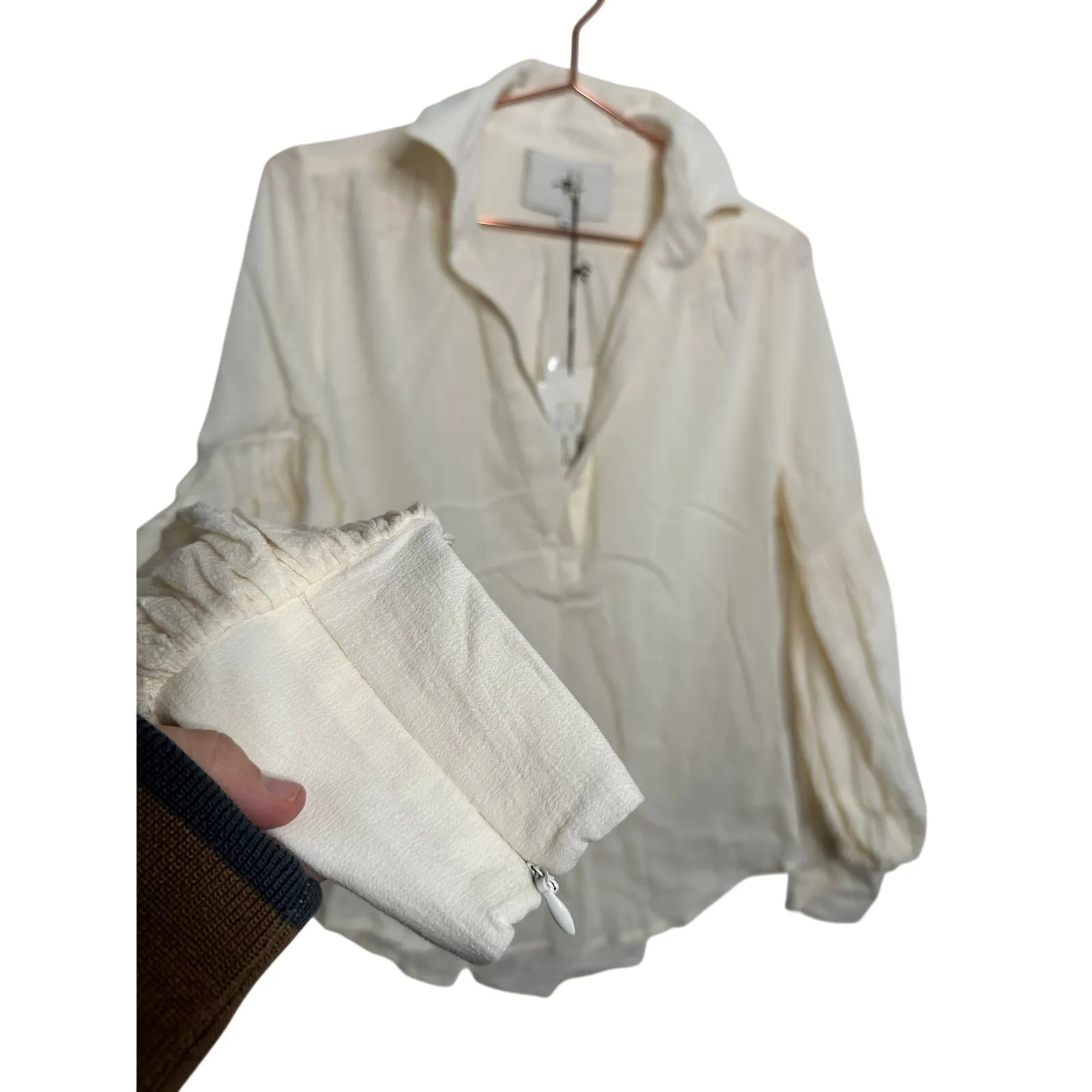 7 FOR ALL MANKIND Cream White Bubble Sleeve Zip Up Detail Blouse size XS NWT - Image 9