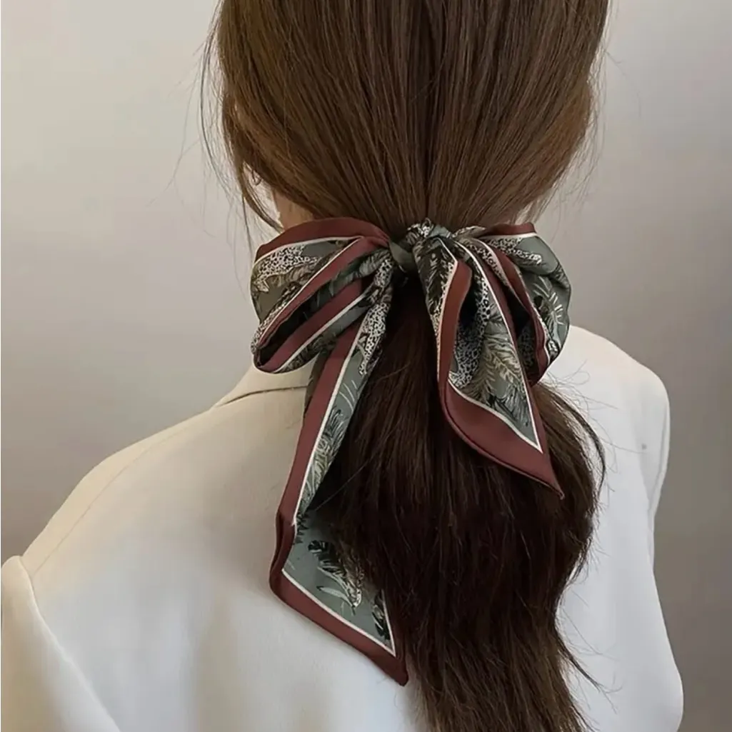 8 Piece‎ Set Oil Painting Print Satin Style Twillies - Image 14