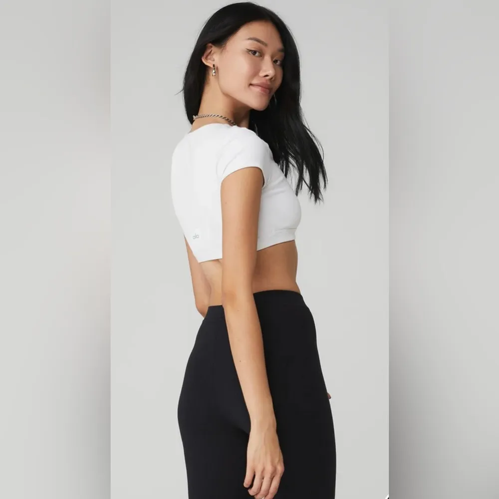 NWT Alo Yoga Blissful Henley Ribbed Bra Top White Size L - Image 2