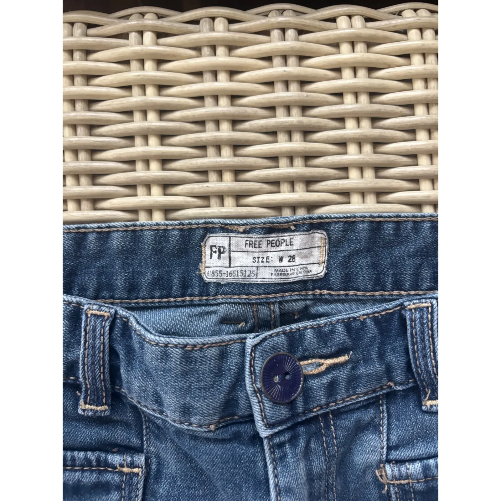 Free People Brette Cropped Wide Leg Jeans 28 boho flare leg retro flattering - Image 5