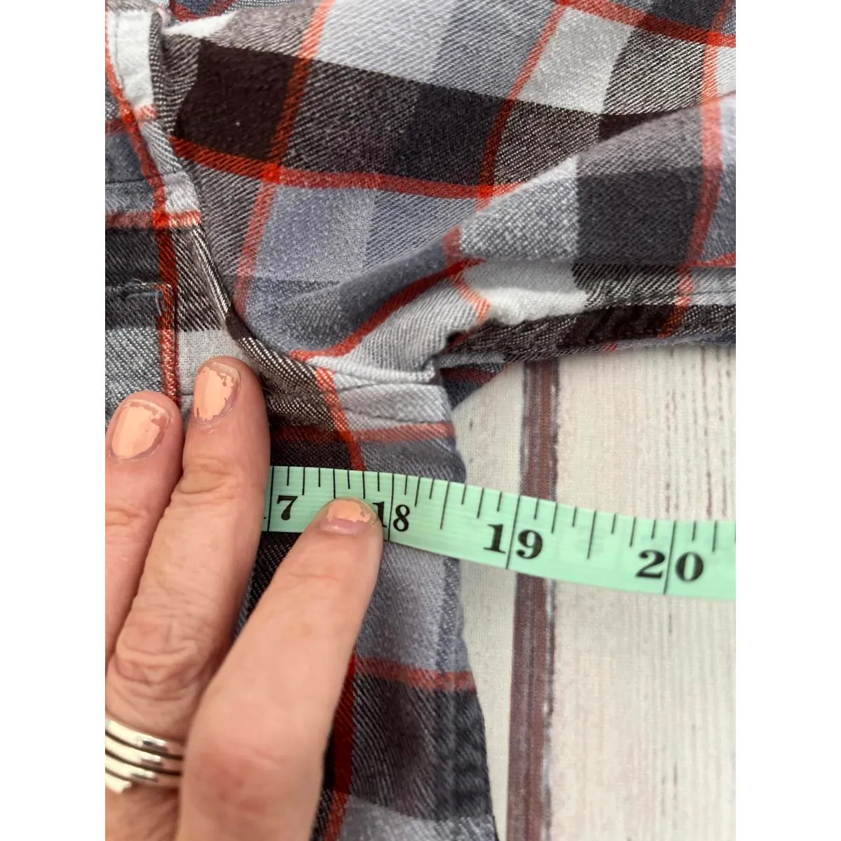 REI Cooperative Women's Plaid Flannel Shirt - Image 4