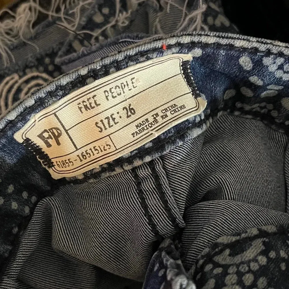 Free People Just Float On Floaty-Dot Print Flare Jeans
Women’s 26 - Image 5