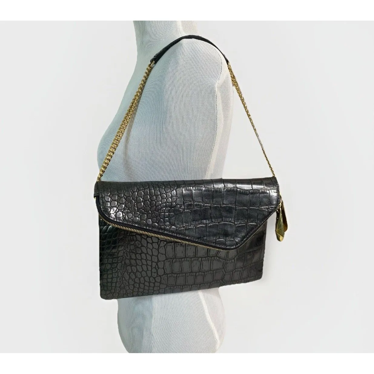 Henri Bendel BLK Croc Embossed Leather Envelope Clutch Bag Shoulder Chain Strap - Image 2
