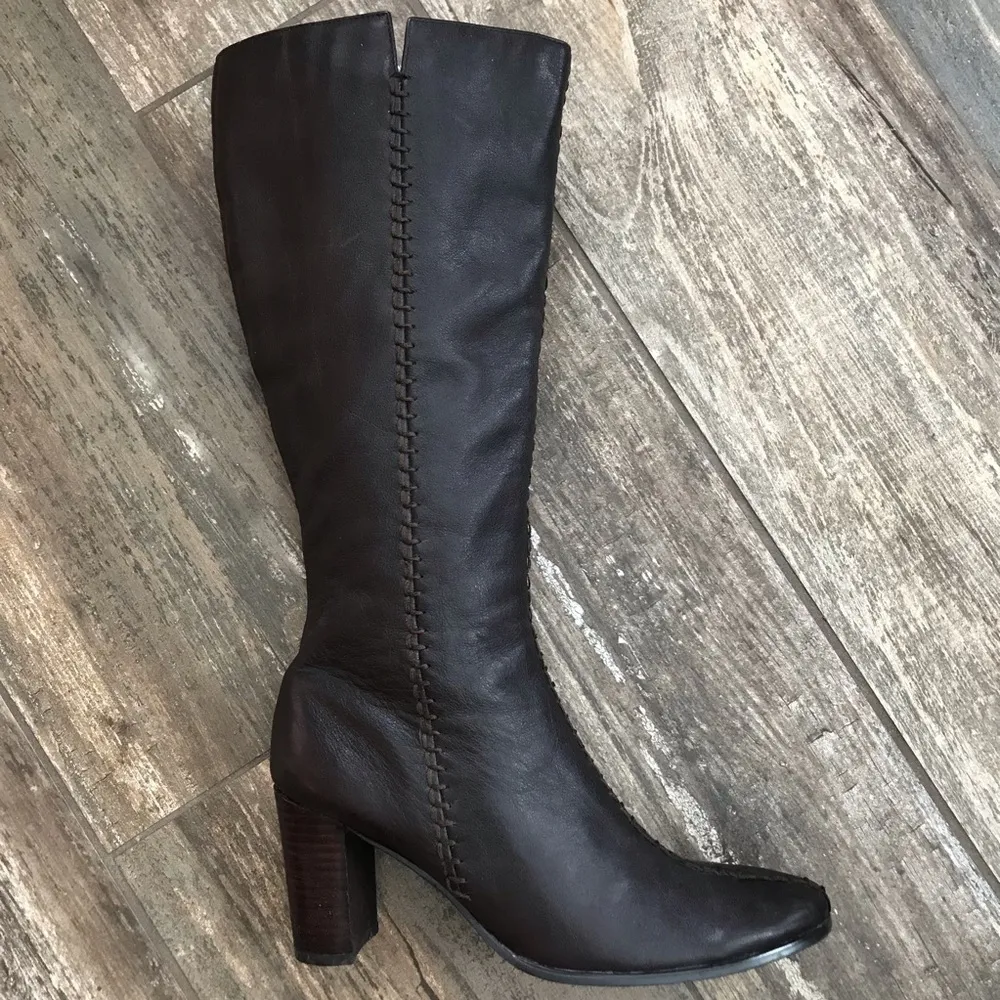 Coldwater Creek heeled Leather whipstitched zipper boots size 6.5 - Image 5