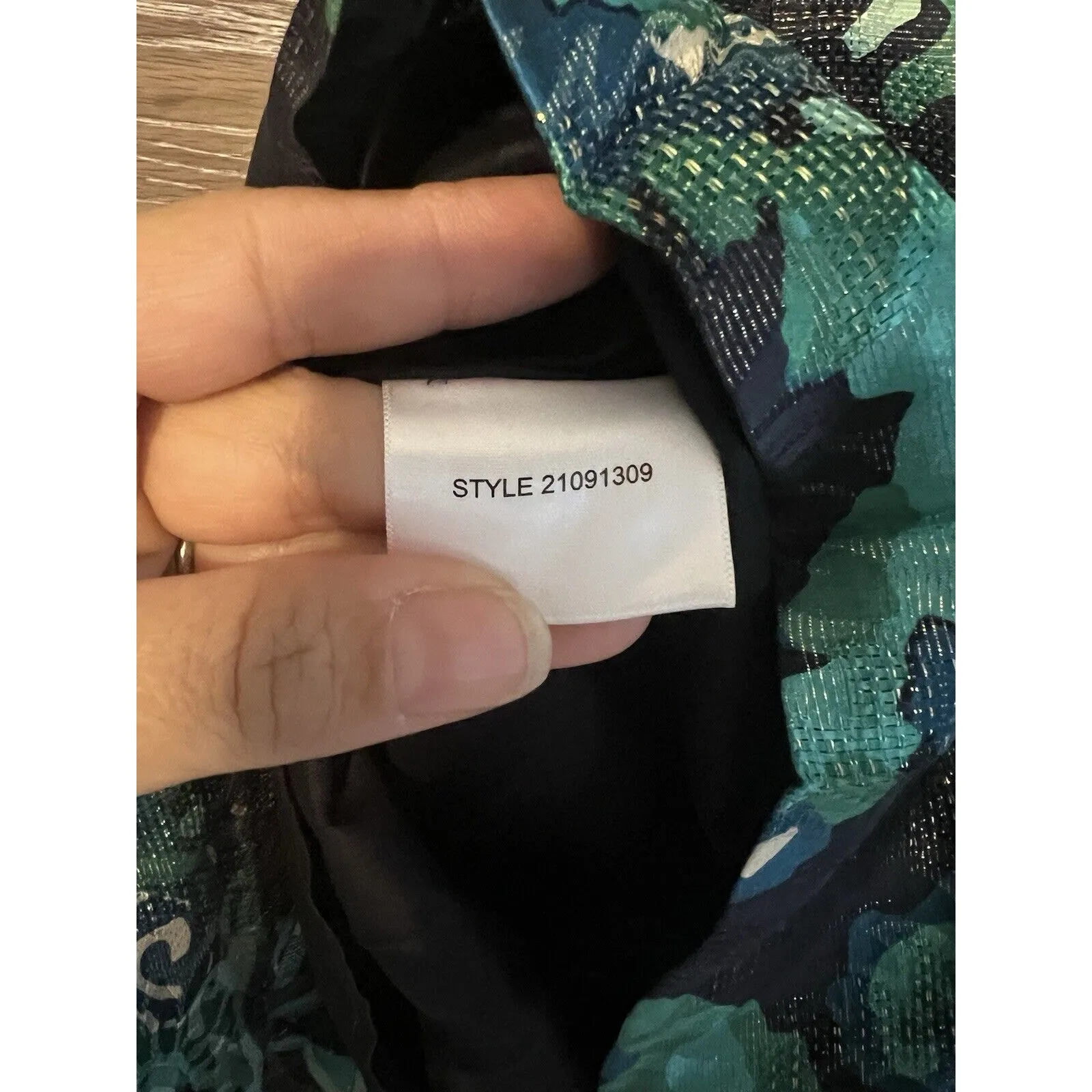 TORY BURCH SKIRT Pleated Floral Metallic Turquoise Black Sz 6 SILK Rayon - Image 7