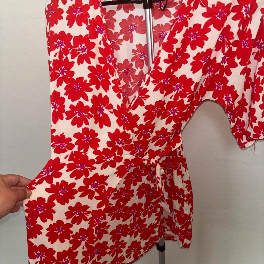 Zara Red Floral  Print Wrap Mini dress Size S - Image 4