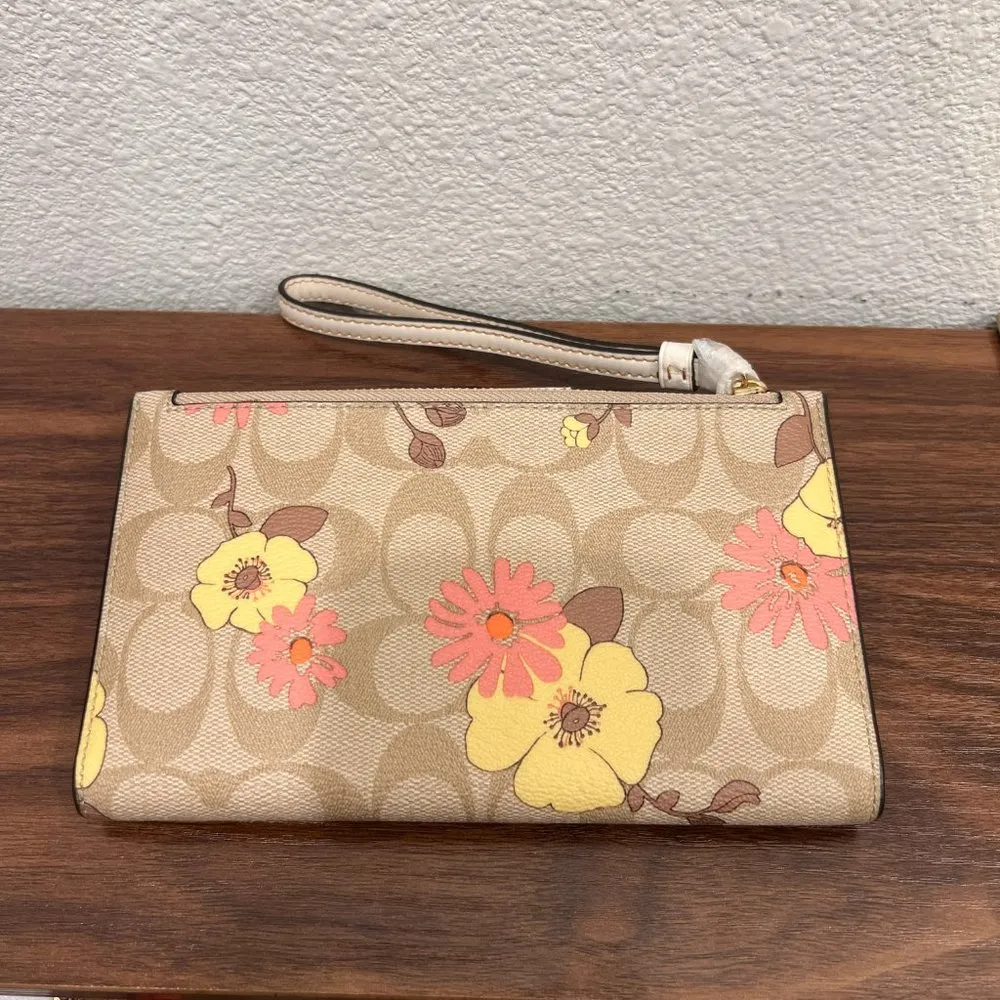 coach Phone Wallet In Signature Canvas With Floral Cluster Print ch720 - Image 2
