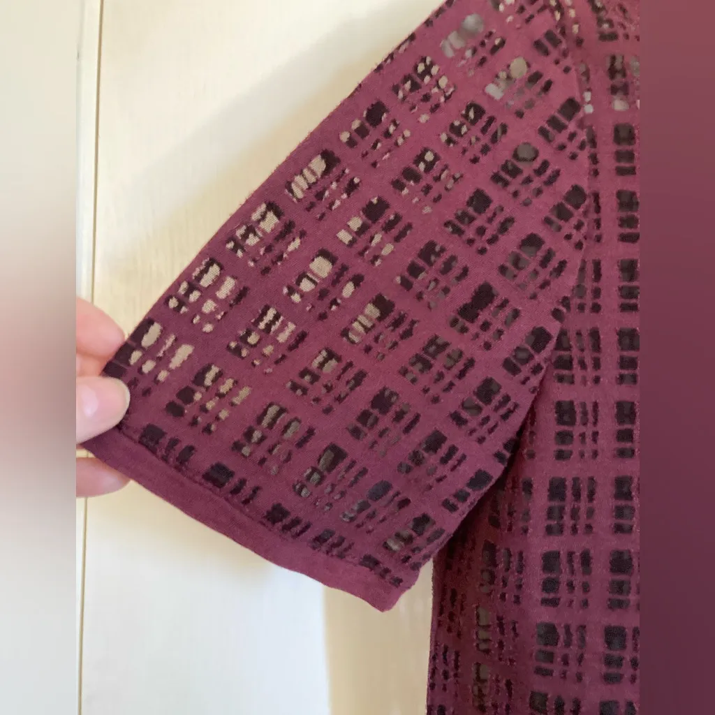 🌞Loft Burgundy Sheer Geometric Design Short Sleeve Blouse Shirt #O - Image 5