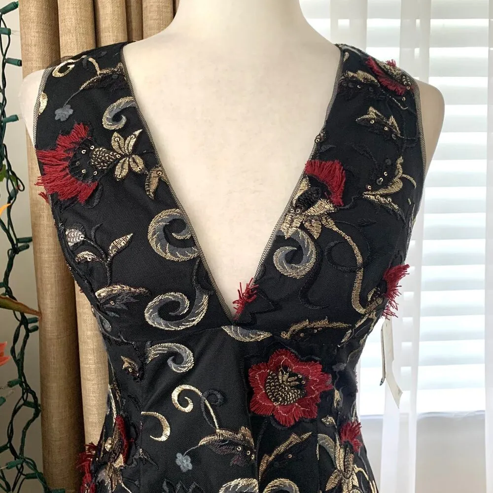 Aidan Mattox 3D Embroidered Sleeveless Mini Cocktail Dress in Wine Multi - Image 4