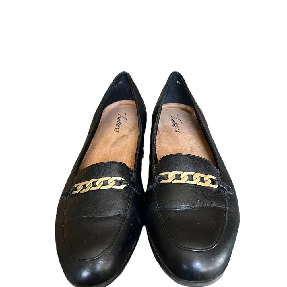 Trotters black leather women’s loafers with brass chain detail across toes 9N Size 9 - Image 8