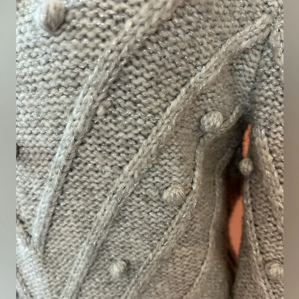 White House Black Market cozy chic PomPom embroidered puff sleeve gray sweater S - Image 7