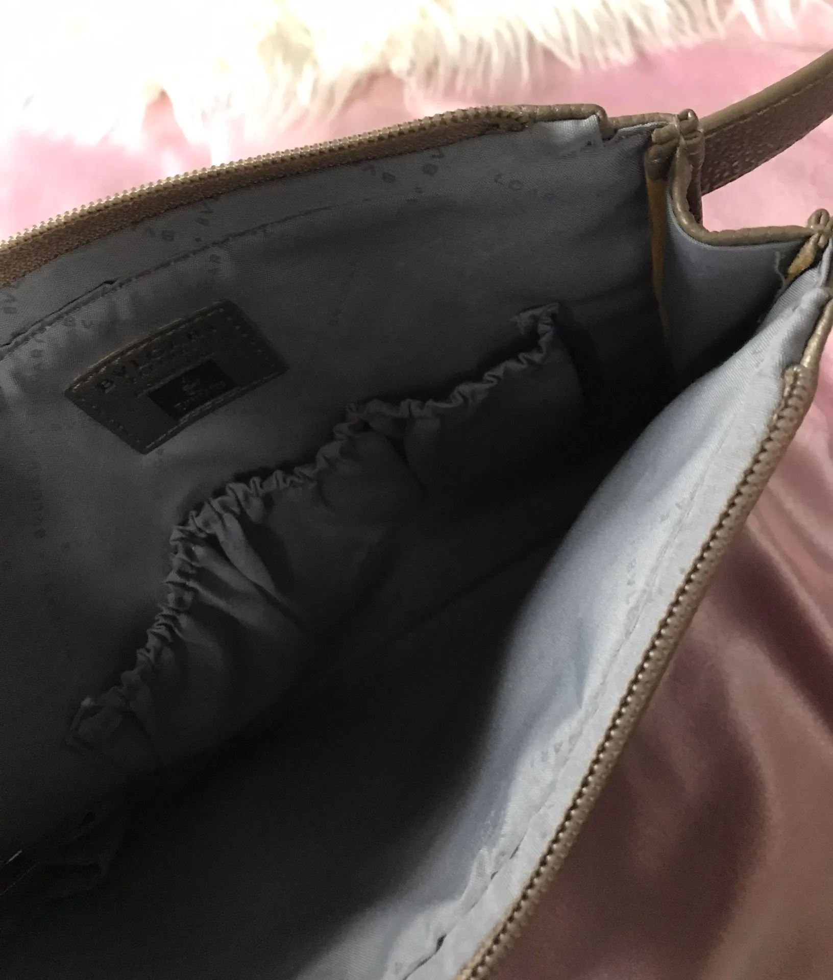 bvlgari cream color wristlet - Image 6