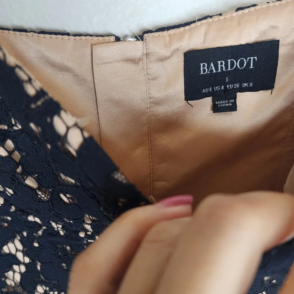Bardot Lara Lace Body-Con Dress size S - Image 4